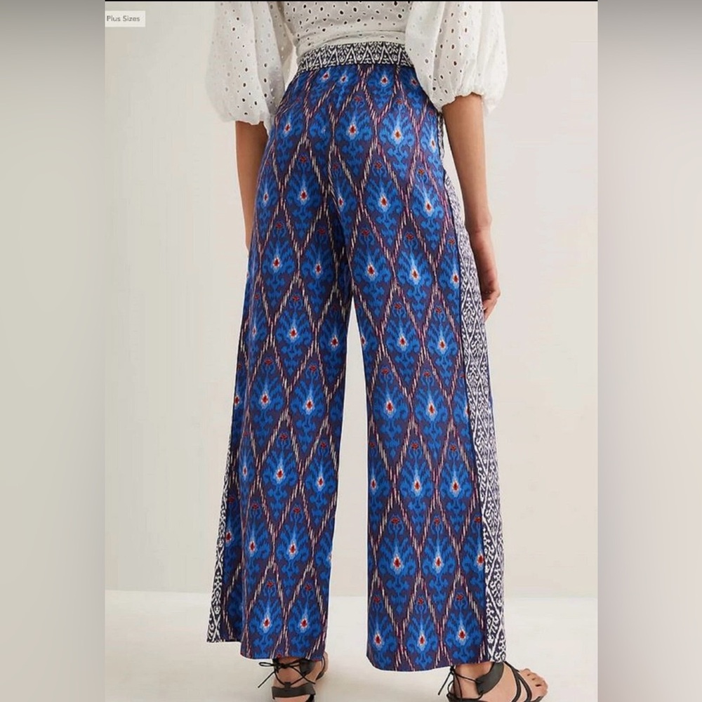 Anthropologie Blue Geometric Wide Leg Pants
Women’s Size: S Women’s - Picture 2 of 9